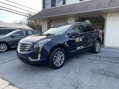 2017 Cadillac XT5 Luxury in Dark Adriatic Blue