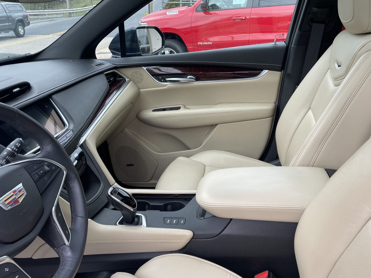 2017 Cadillac XT5 Luxury for Sale Haak's Auto Sales Lebanon, PA